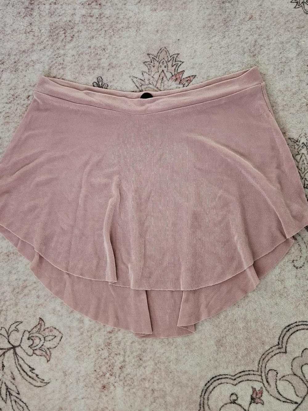 Bullet Pointe Skirt